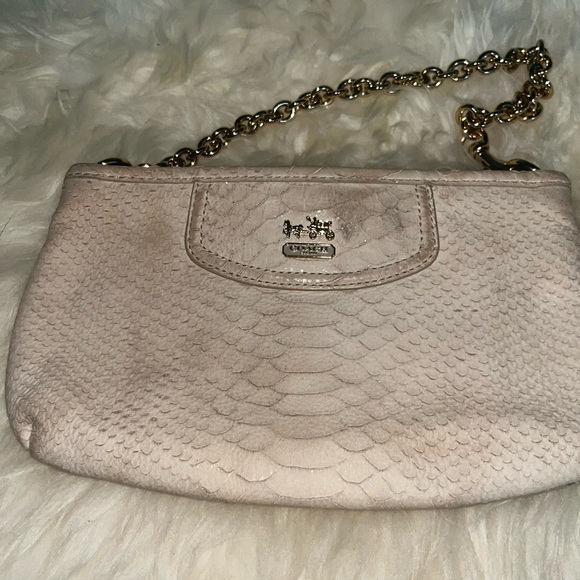 Cream coach wristlet - Picture 3 of 3